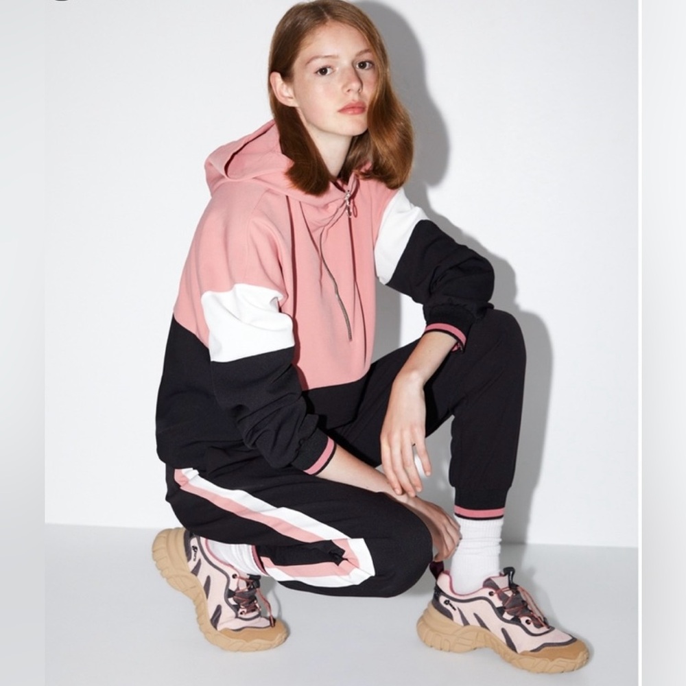 Zara Black and Pink Joggers Size XL